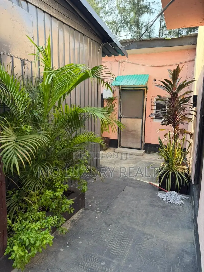 Furnished Studio Apartment in Victoria Island for rent