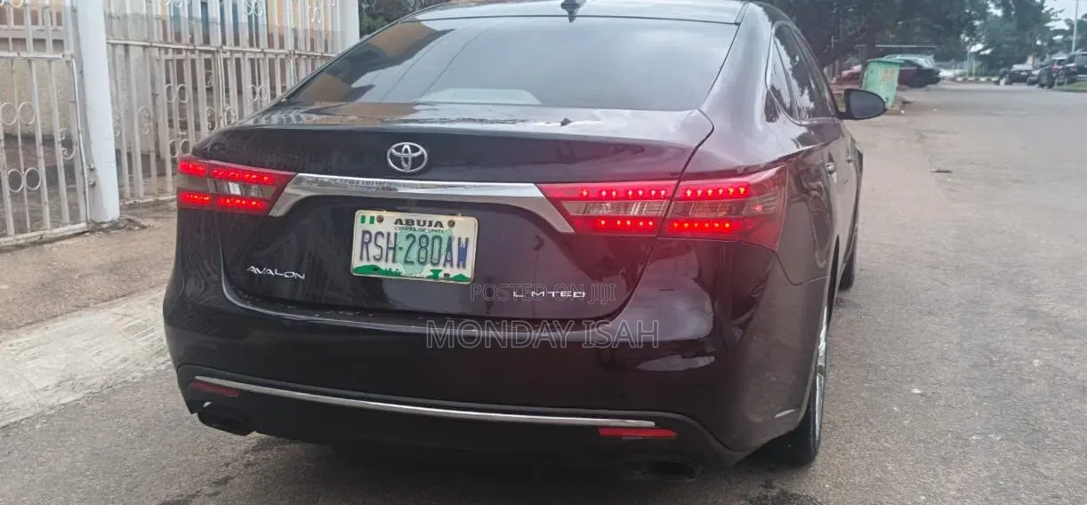 Toyota Avalon 2015 Black