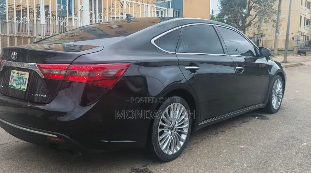 Toyota Avalon 2015 Black