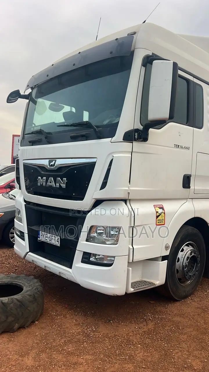 Heavy Duty Truck