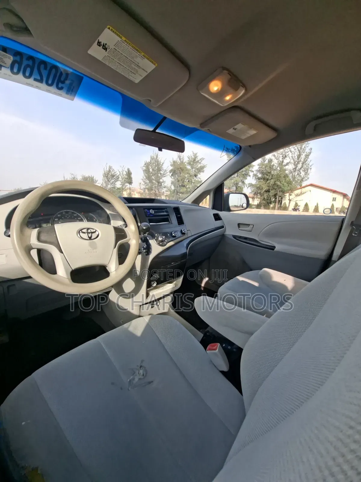 Toyota Sienna LE 7 Passenger 2011 Gray