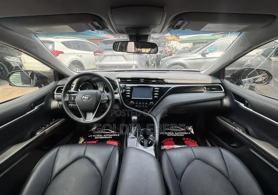 Toyota Camry 2018 Black