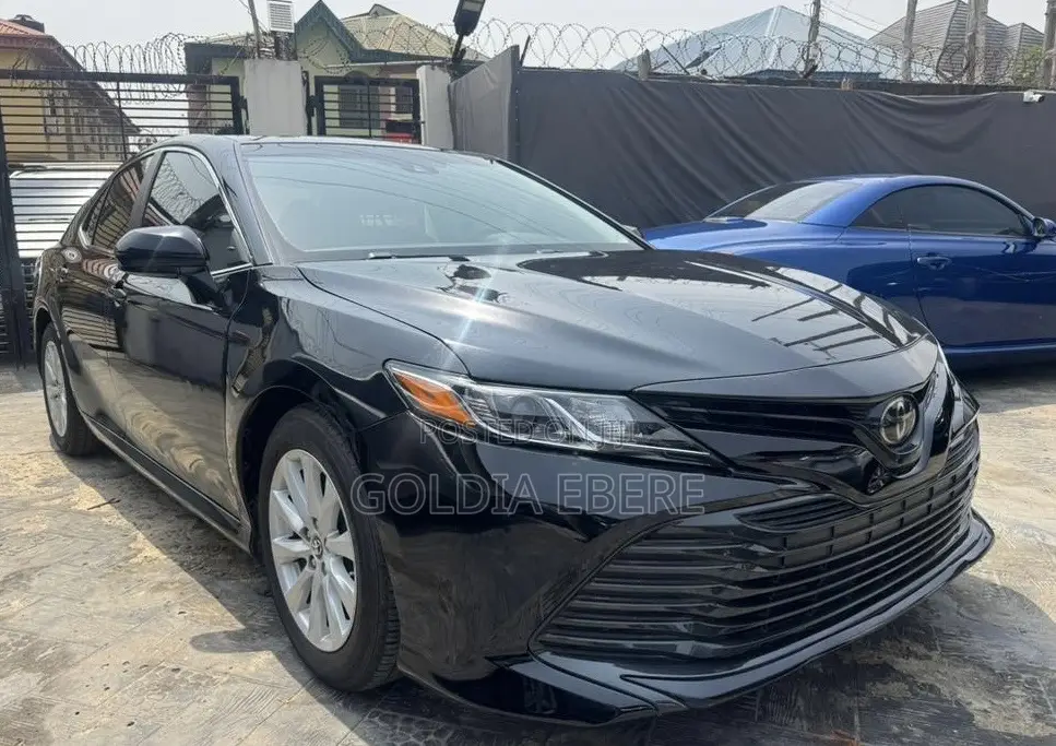 Toyota Camry 2018 Black
