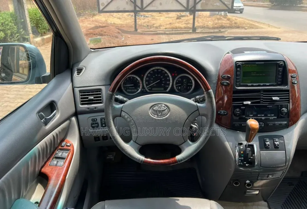 Toyota Sienna XLE 2008 Blue