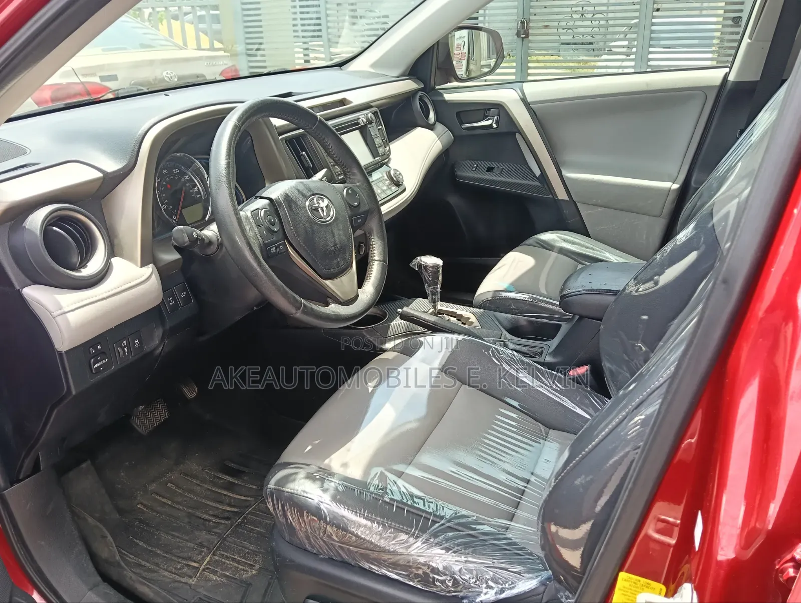 Toyota RAV4 2013 Red