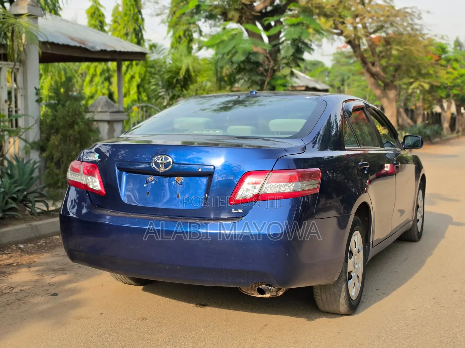 Toyota Camry 2011 Blue