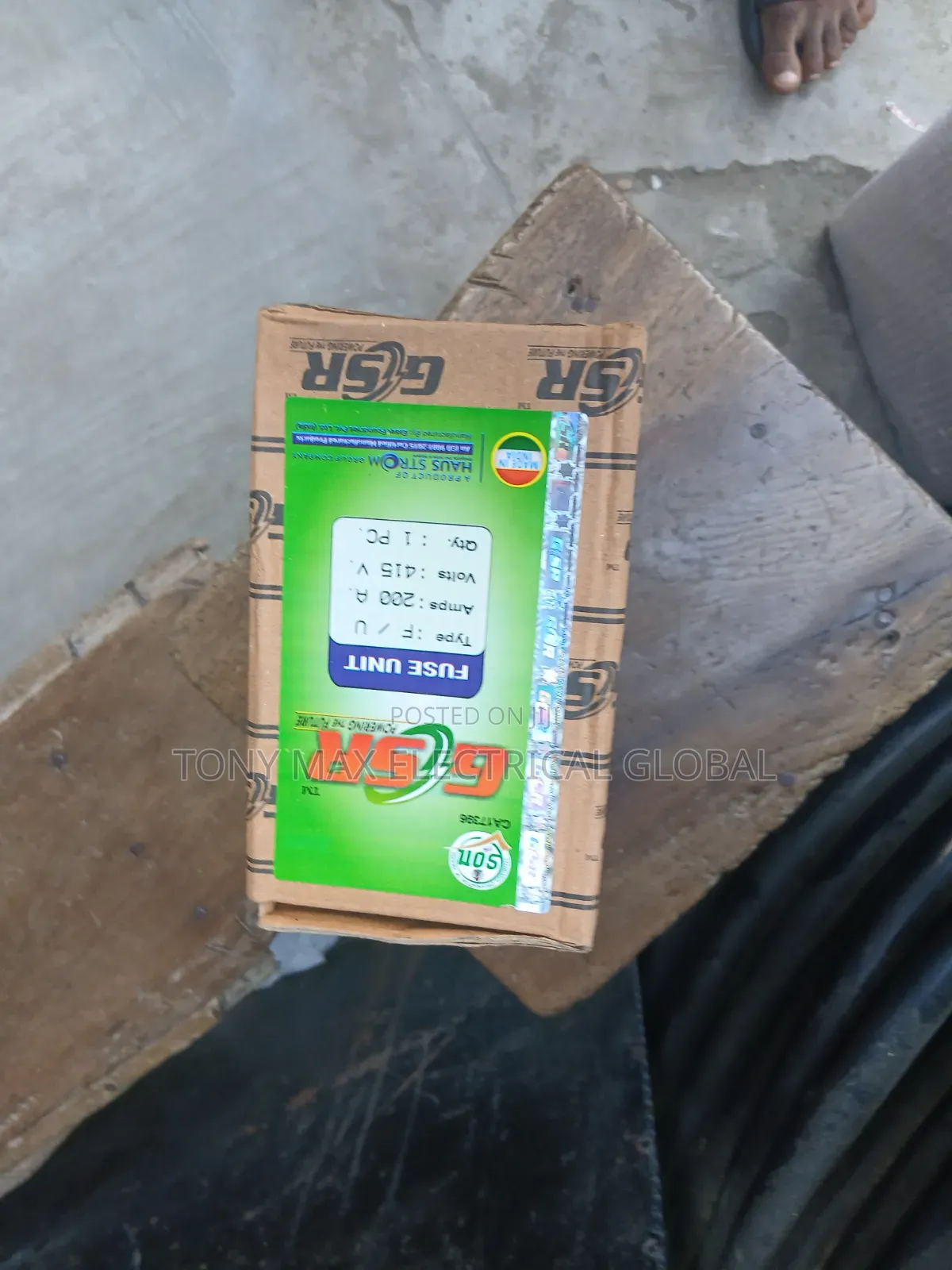 200amps GSR Fuse and Base