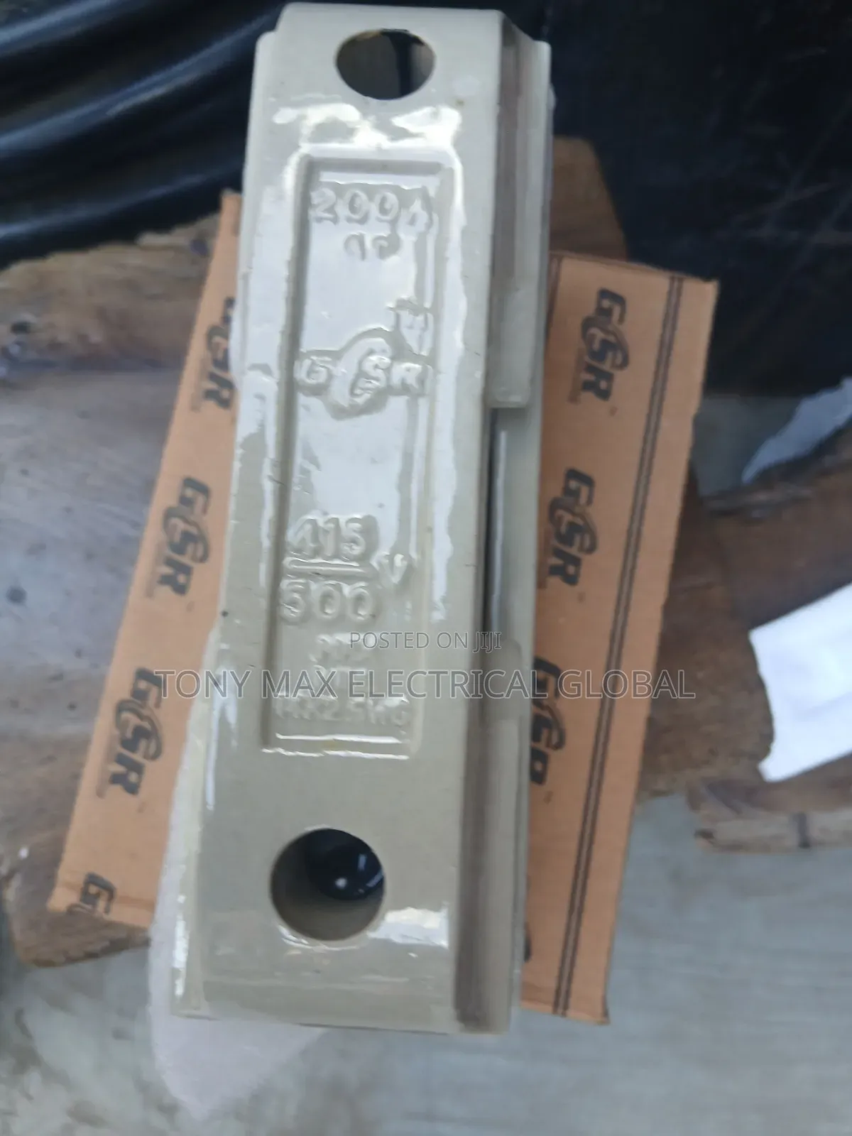 200amps GSR Fuse and Base