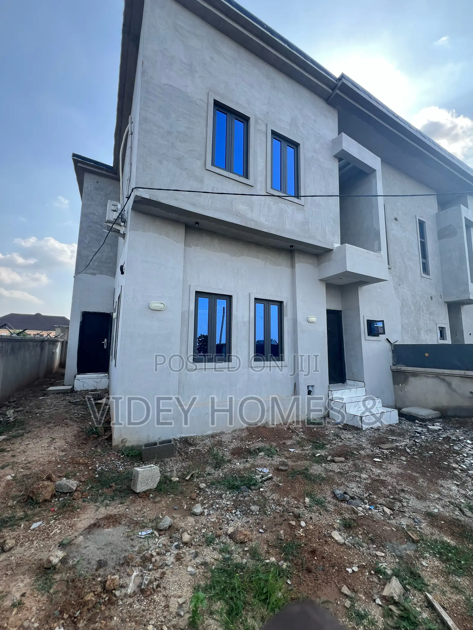 4bdrm Duplex in Taal Orange Estate, Karu-Nasarawa for sale