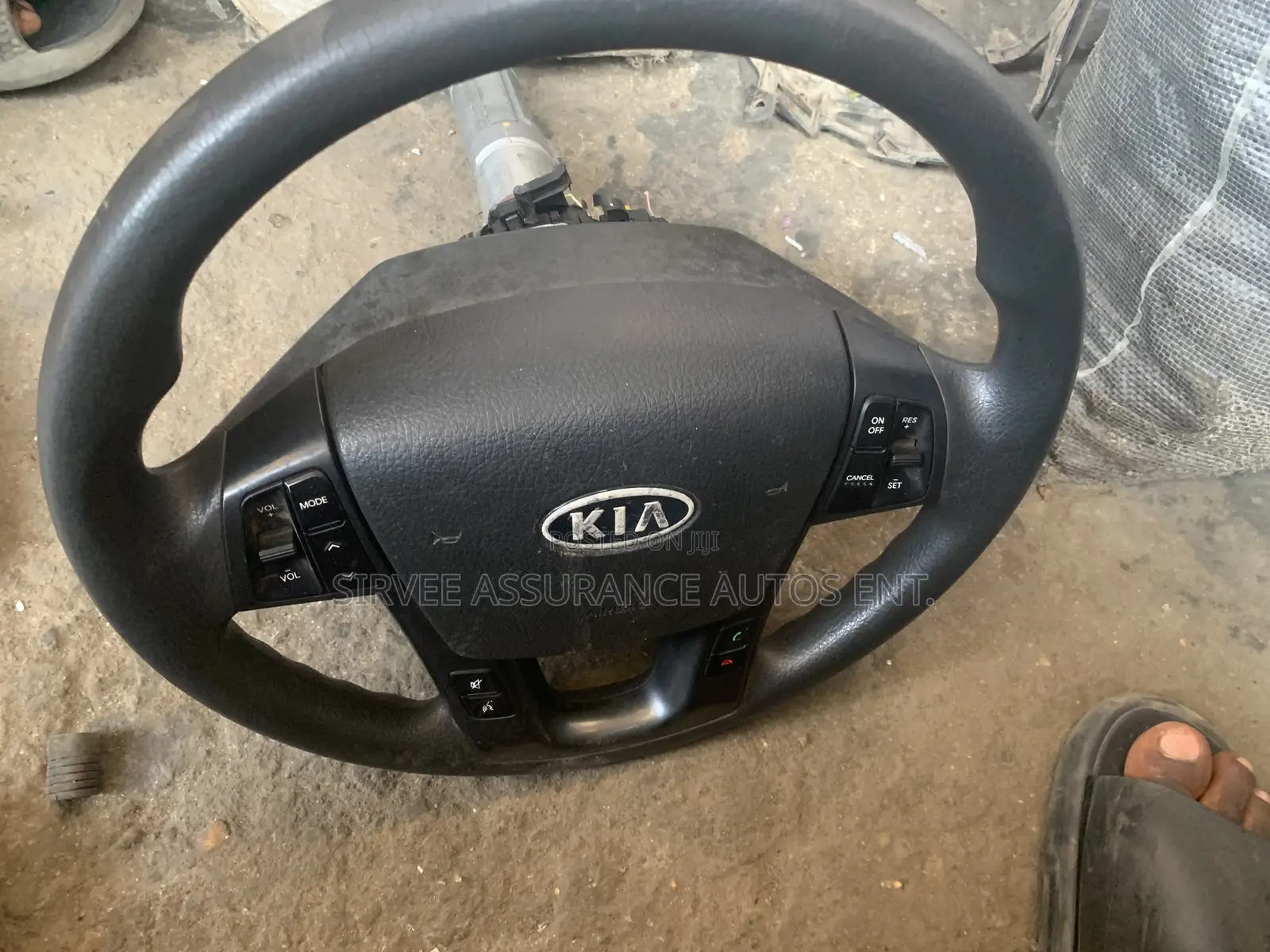Steering Wheel Kia Soronto 2012