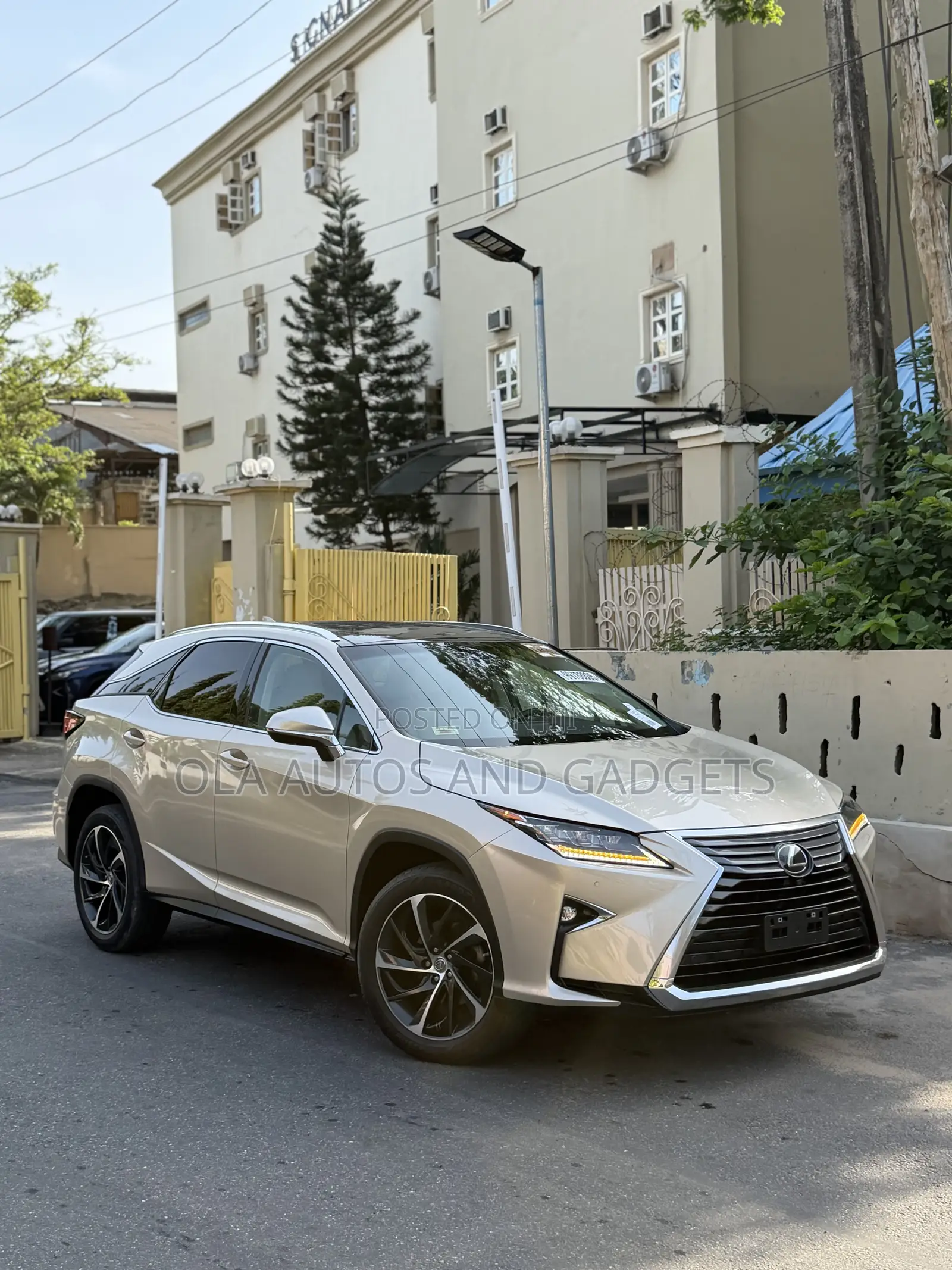 Lexus RX 350 AWD 2016 Gold