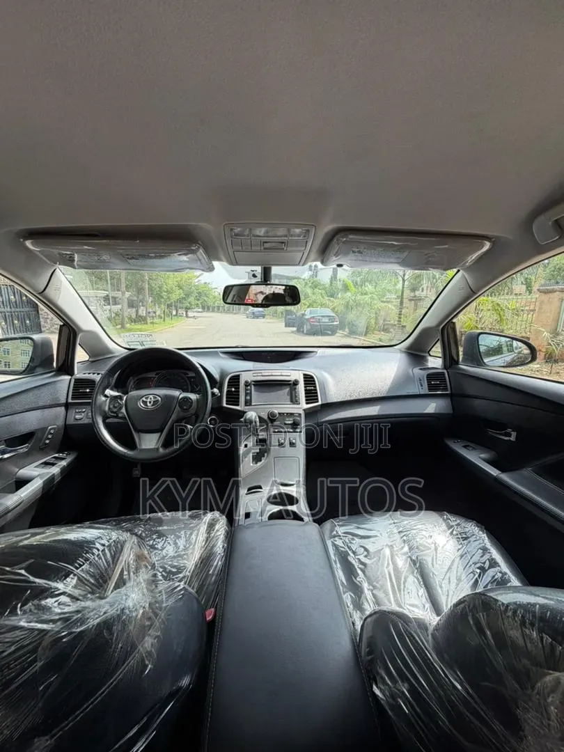 Toyota Venza XLE 4dr Wagon (2.7L 4cyl 6A) 2014 Black