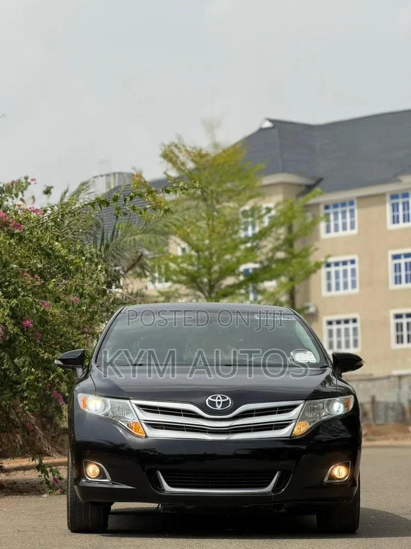 Toyota Venza XLE 4dr Wagon (2.7L 4cyl 6A) 2014 Black