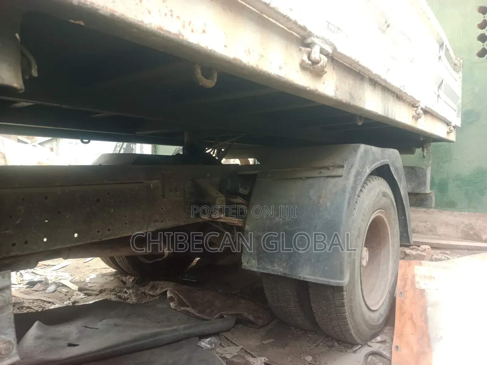 Mitsubishi Canter Tipper 2000 White