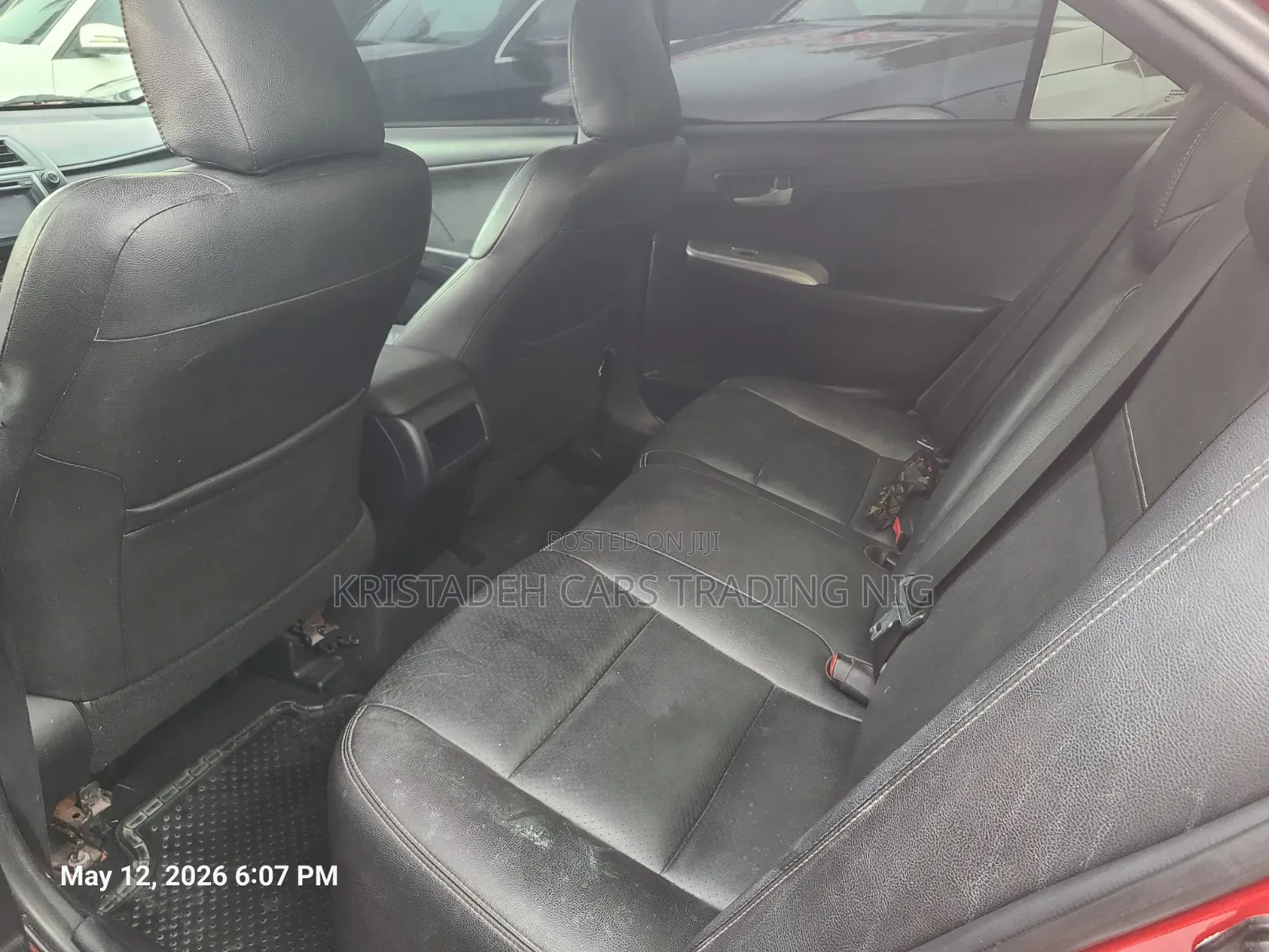 Toyota Camry SE 4dr Sedan (2.5L 4cyl 6A) 2013 Red