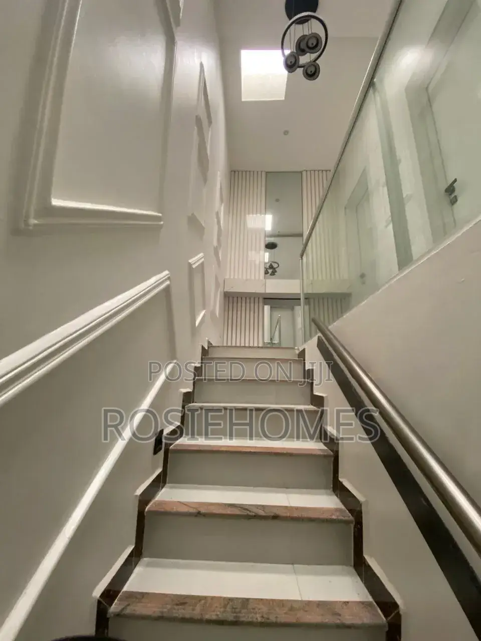 4bdrm Duplex in Palm City Estate, Ado / Ajah for sale