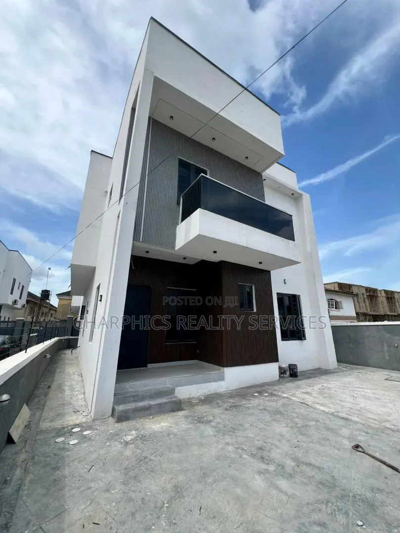 4bdrm Duplex in Off Lekki-Epe Expressway for sale