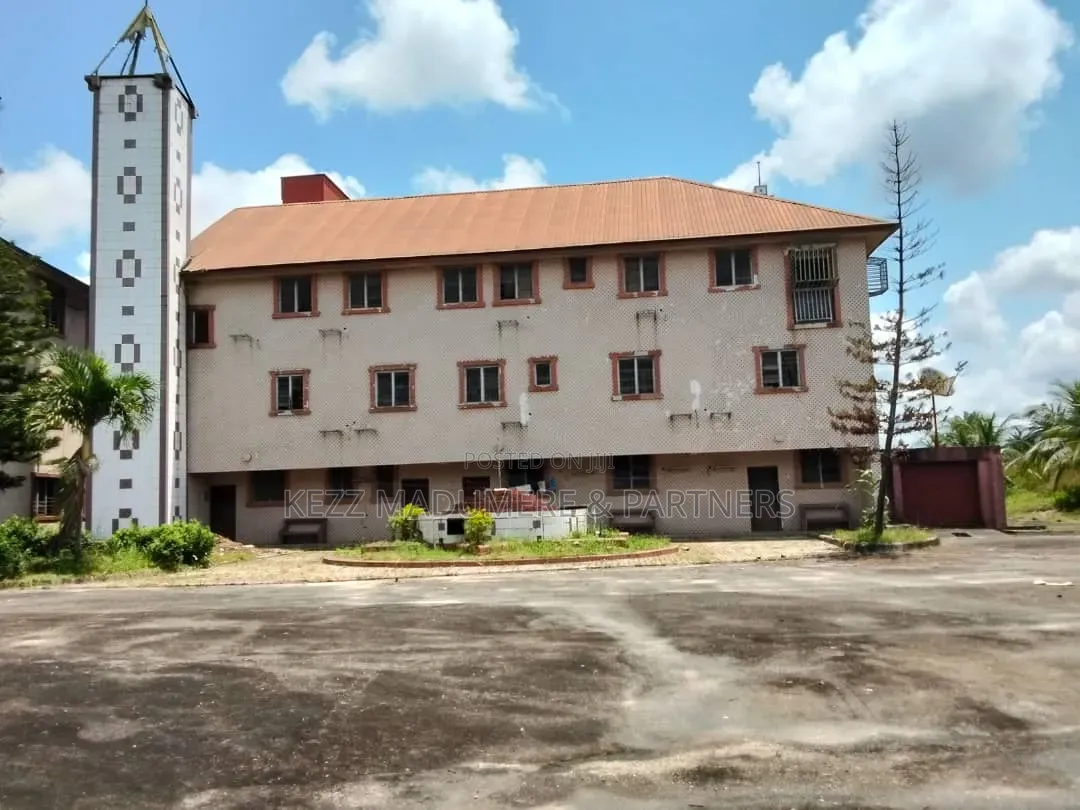 For Sale : Non Functional Const. Company Yard , Uyo, Akwa Ibom State
