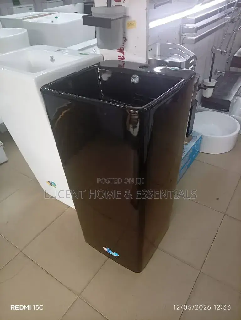 Luxury Gloss Black Pedestal Basin / Standing Wash Hand Basin