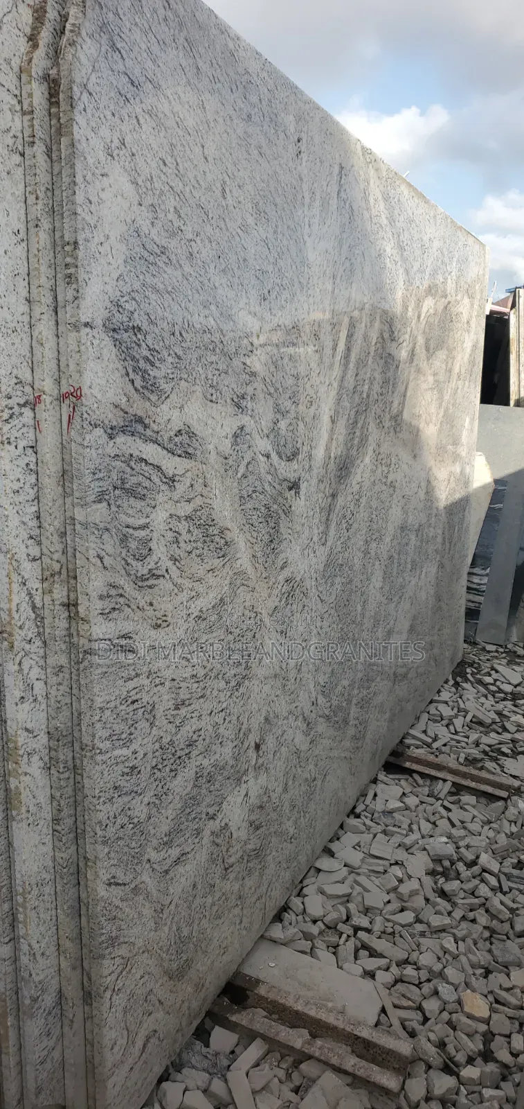 Creamer Granite Slab for Luxury Staircase