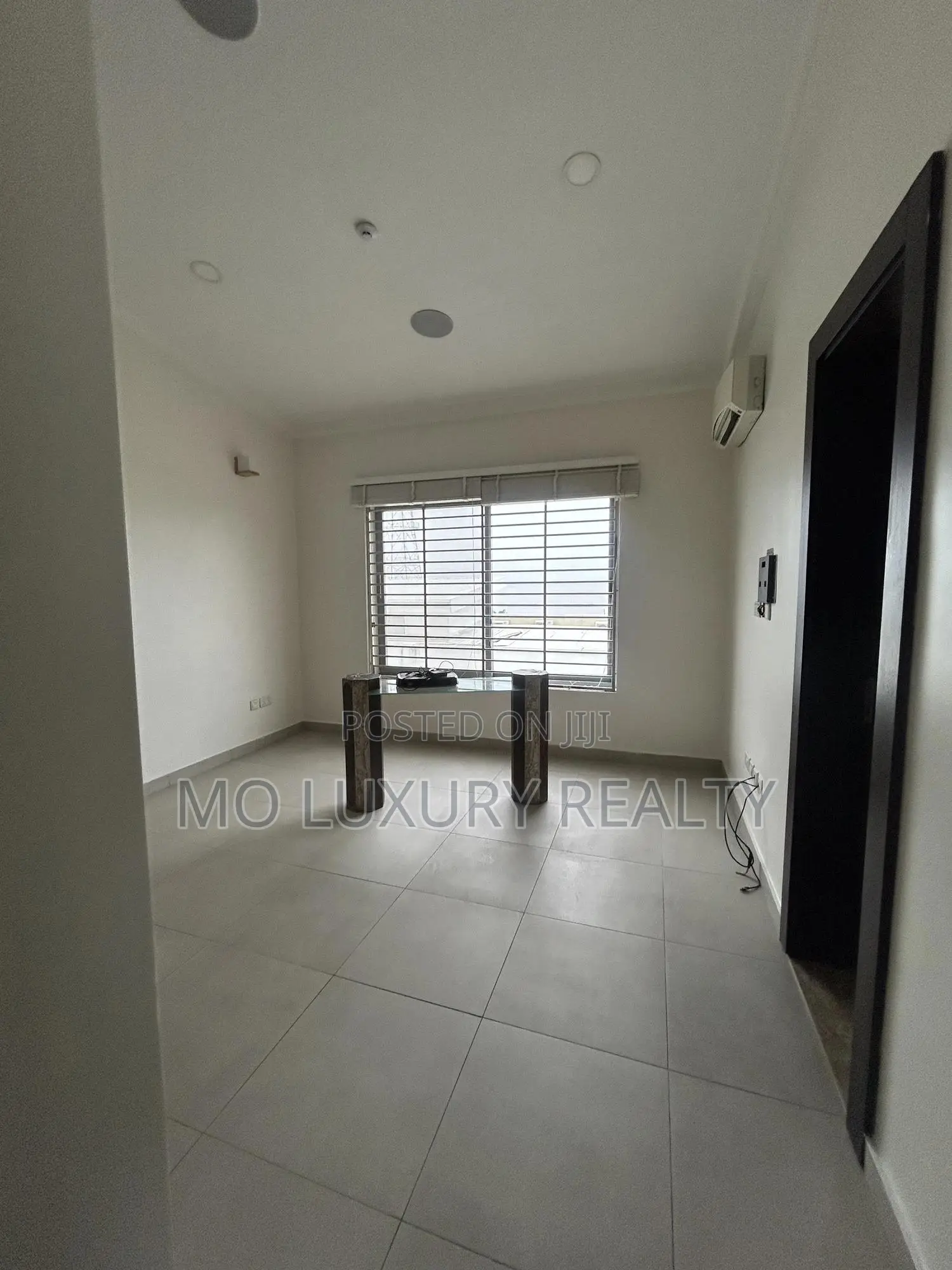 4bdrm Maisonette in Banana Island for rent