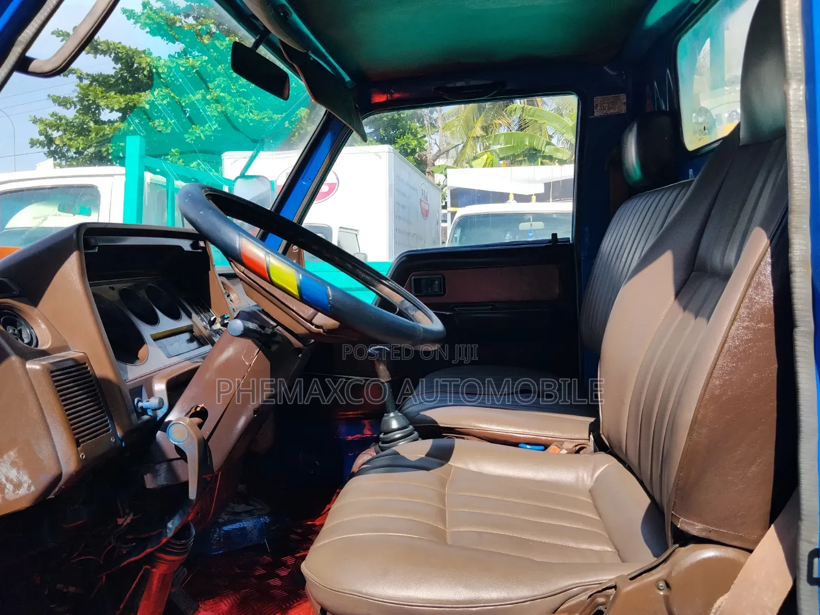 Toyota Dyna Six Tires Petrol Engine