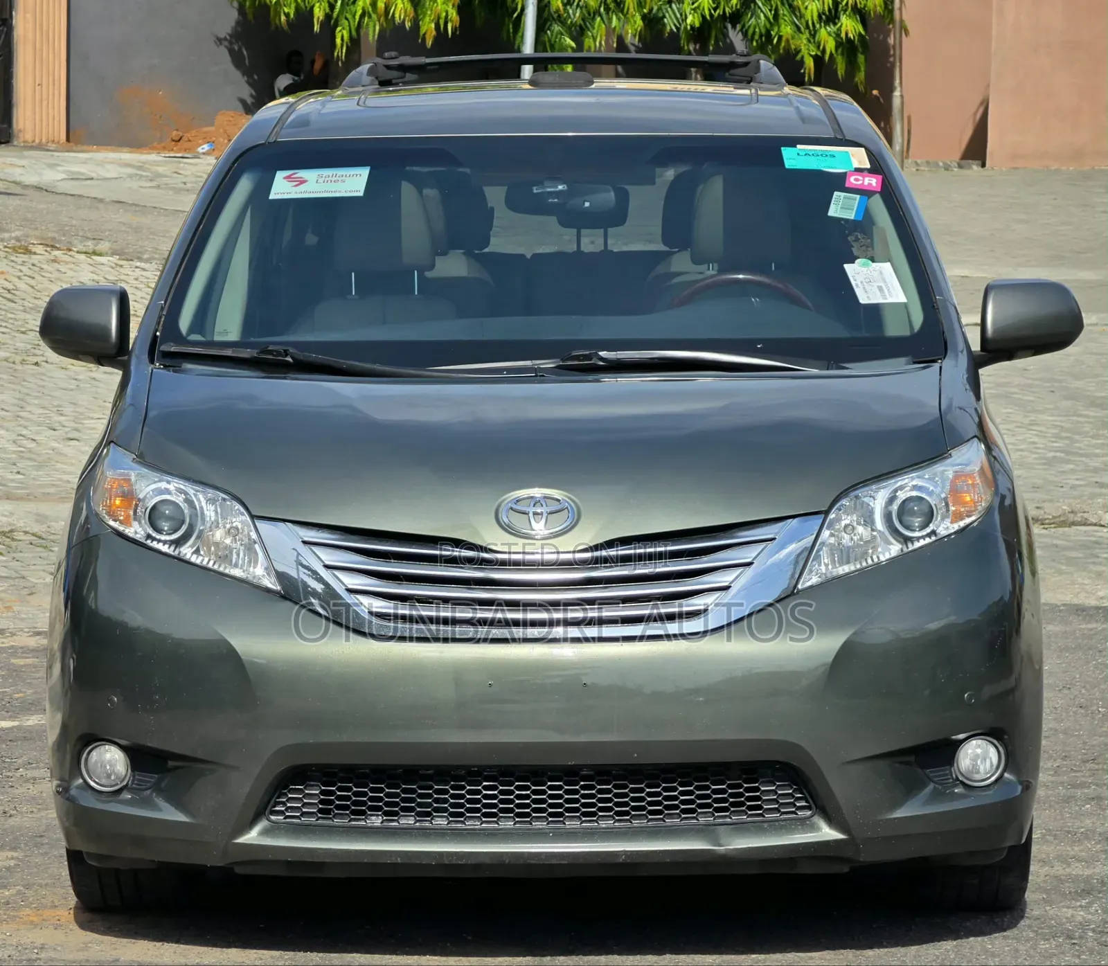 Toyota Sienna Limited 7 Passenger 2011 Gray