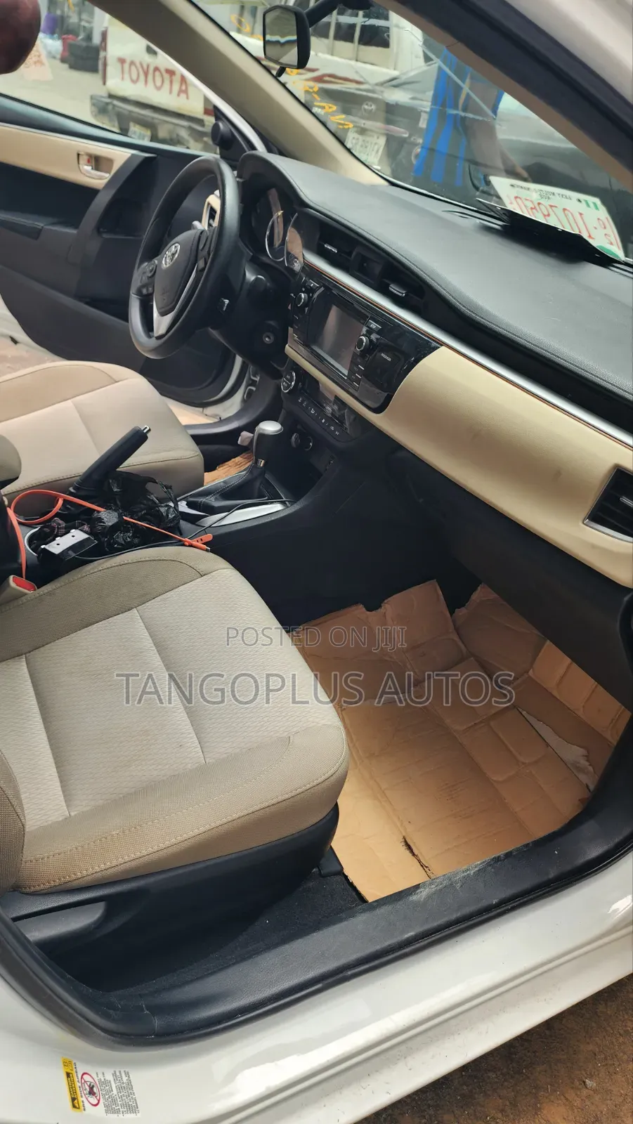 Toyota Corolla 2016 White