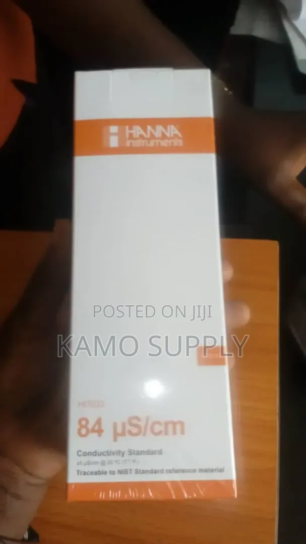 84 Us/Cm Conductivity Standard (500ml Bottle) Hanna Hi7033l