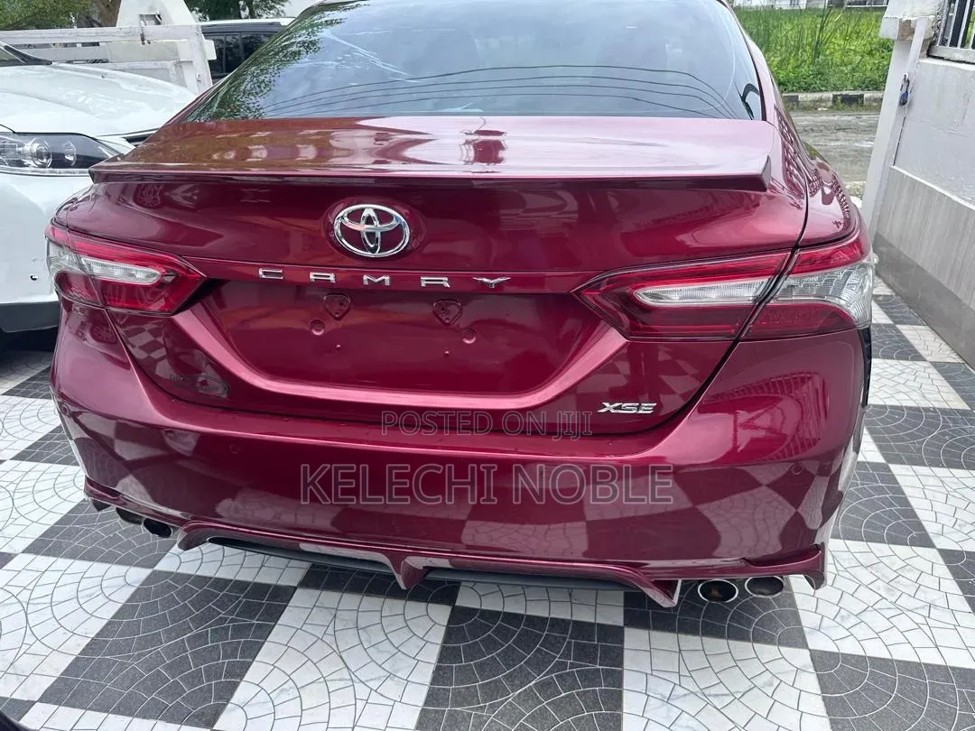 Toyota Camry XSE FWD (2.5L 4cyl 8AM) 2018 Burgundy