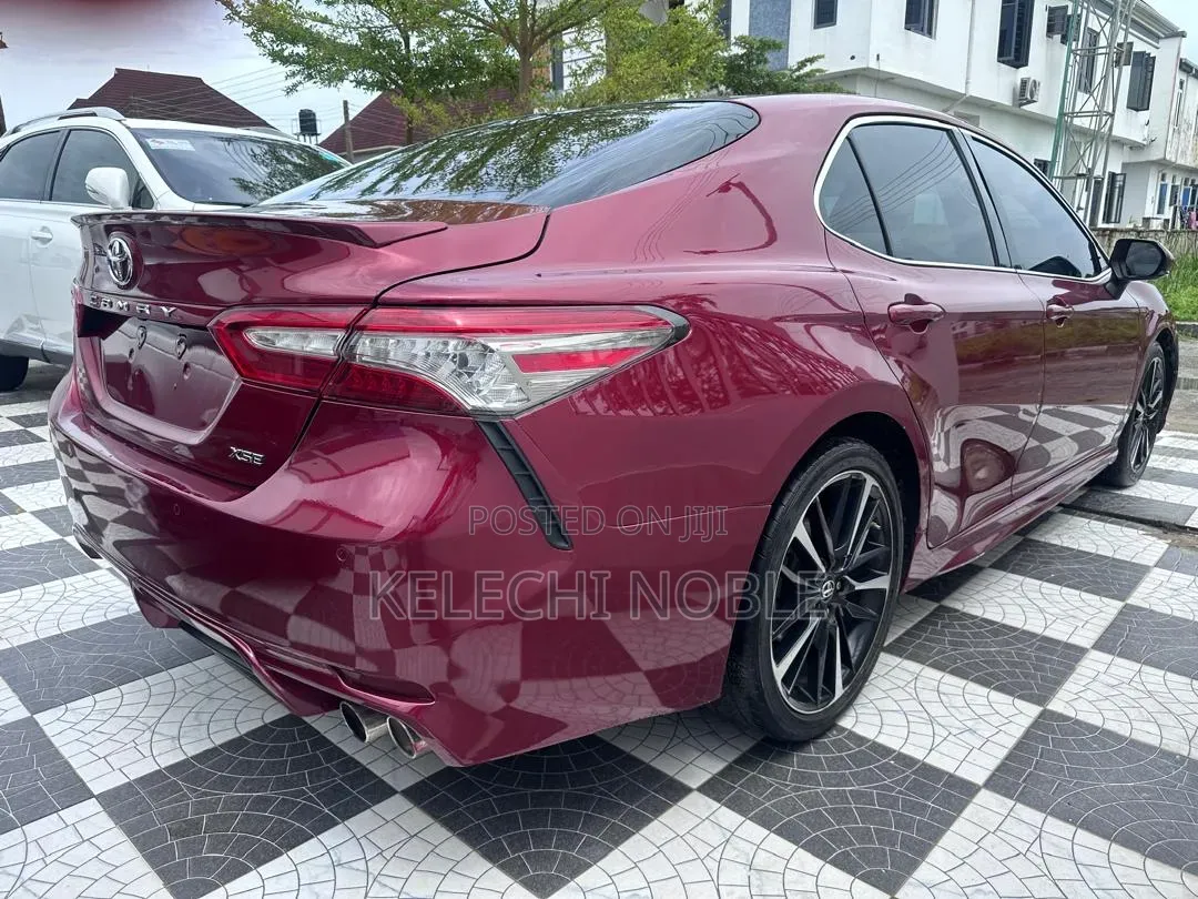 Toyota Camry XSE FWD (2.5L 4cyl 8AM) 2018 Burgundy