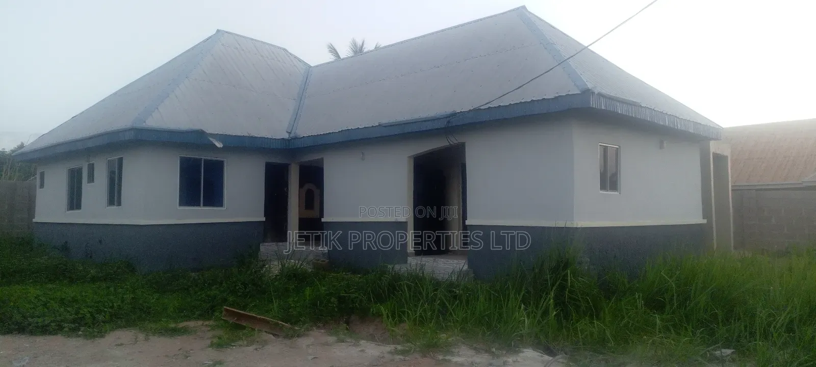 3bdrm House in Ayihe, Makurdi for sale