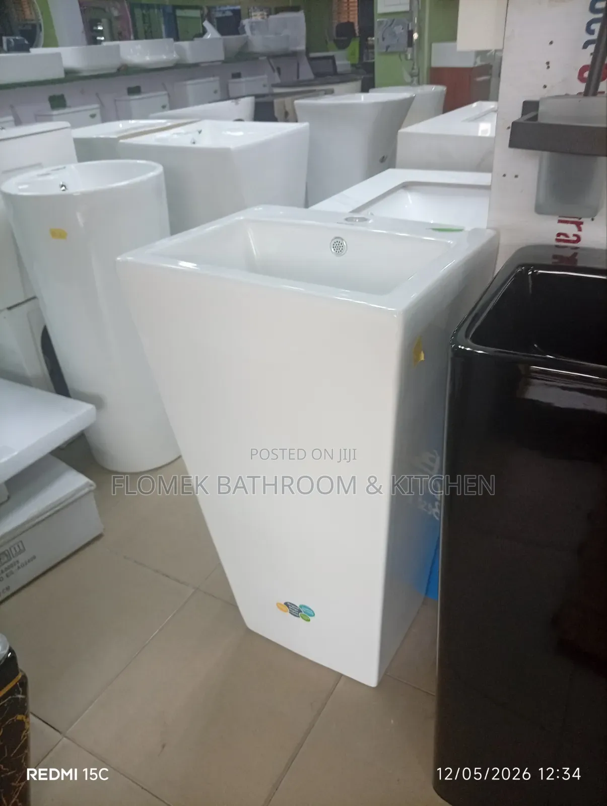 Luxury White Pedestal Wash Hand Basin – Modern Bathroom Sink