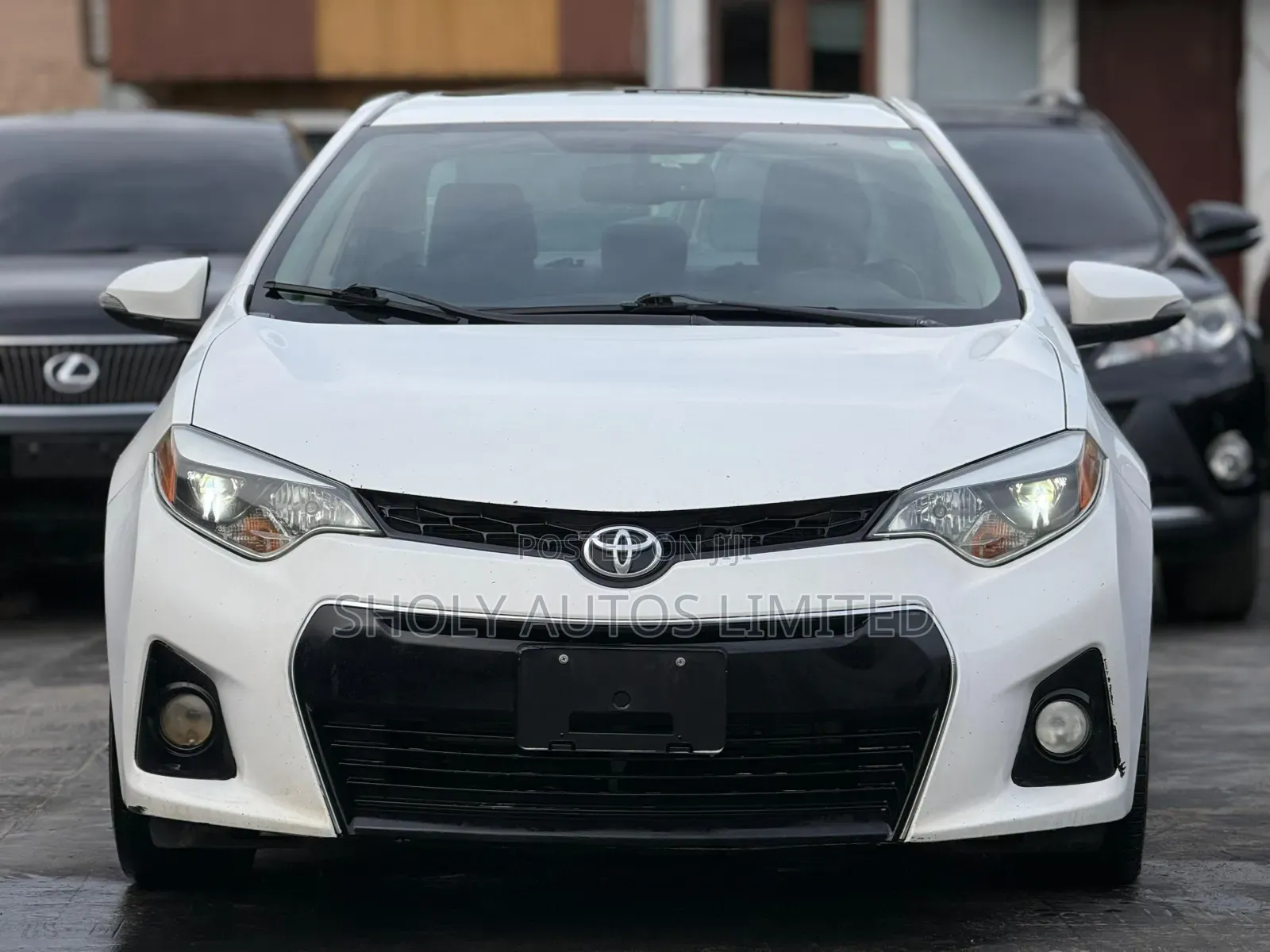 Toyota Corolla S 4dr Sedan (1.8L 4cyl CVT) 2015 White