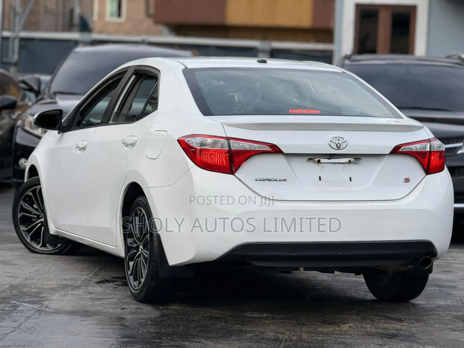 Toyota Corolla S 4dr Sedan (1.8L 4cyl CVT) 2015 White