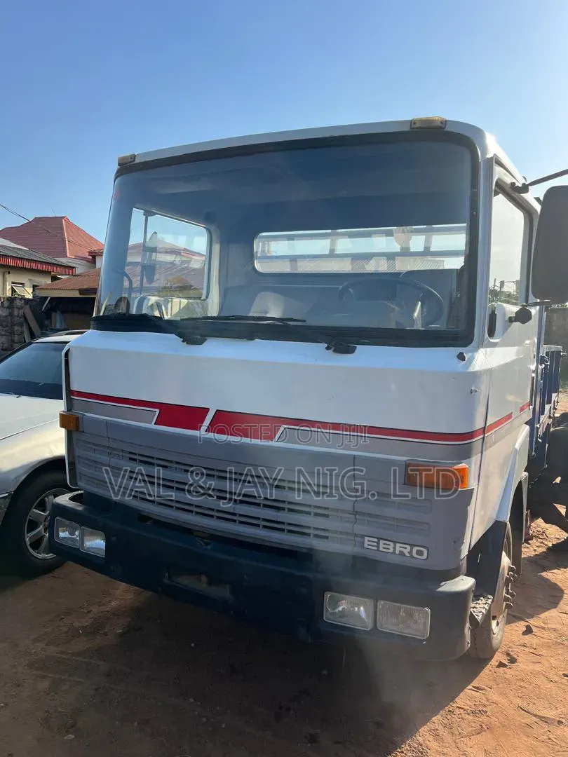 Nissan Cabstar Tipping Truck - Foreign Use