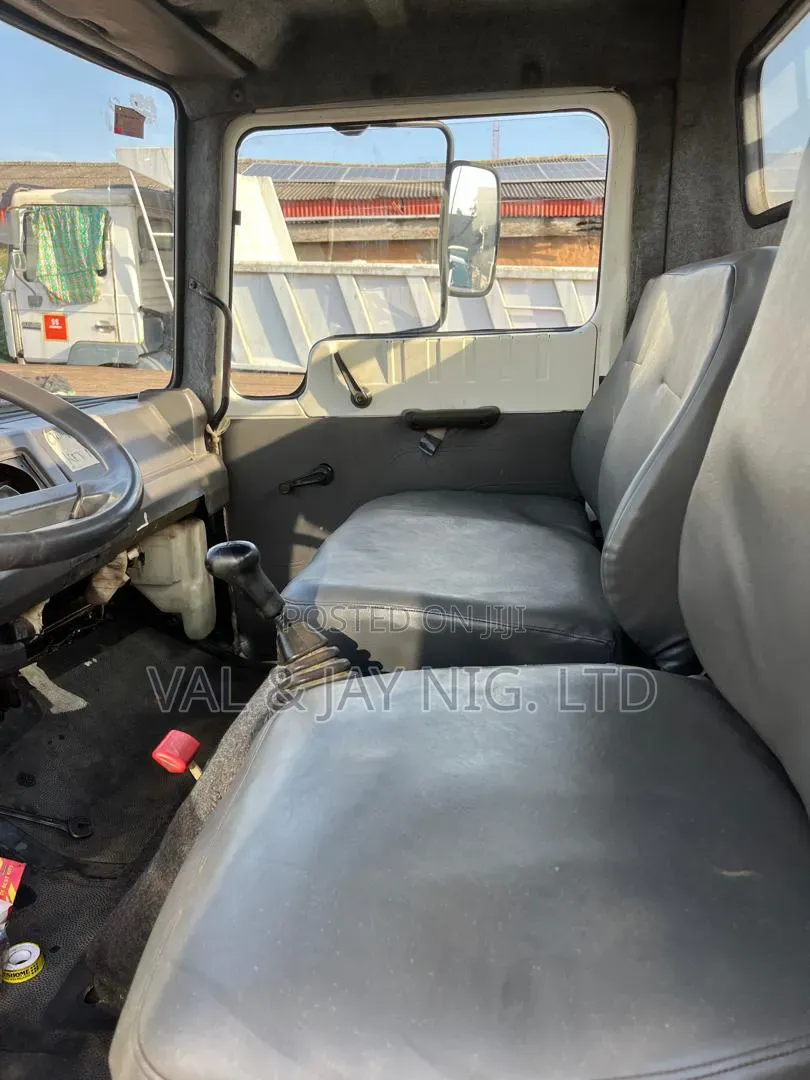 Nissan Cabstar Tipping Truck - Foreign Use