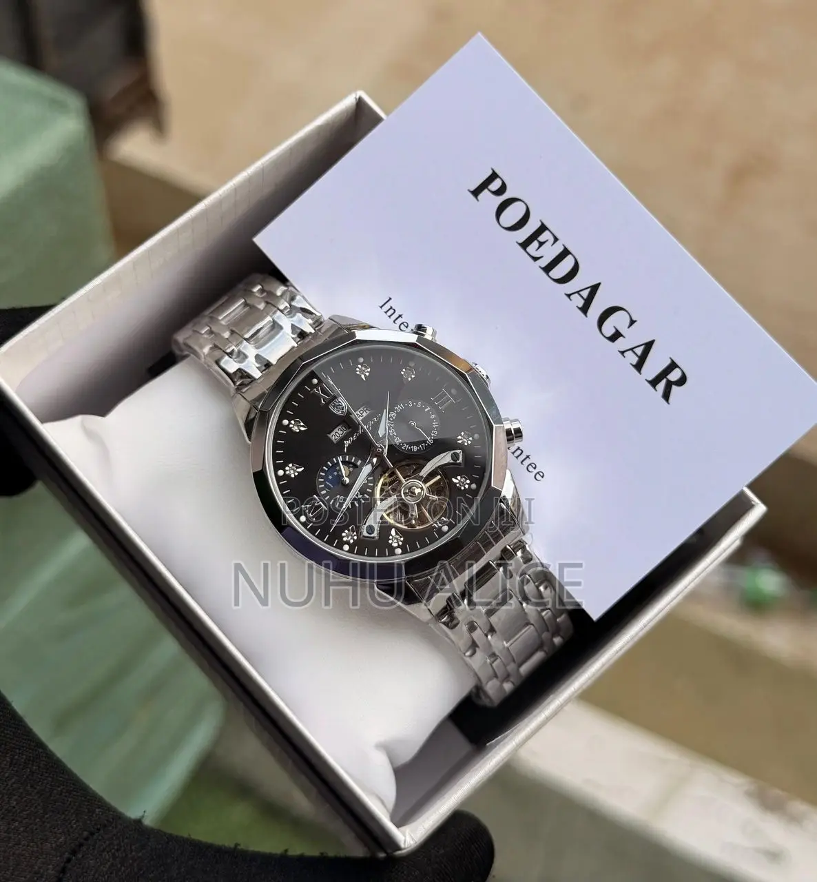 Poedagar Chain Watches