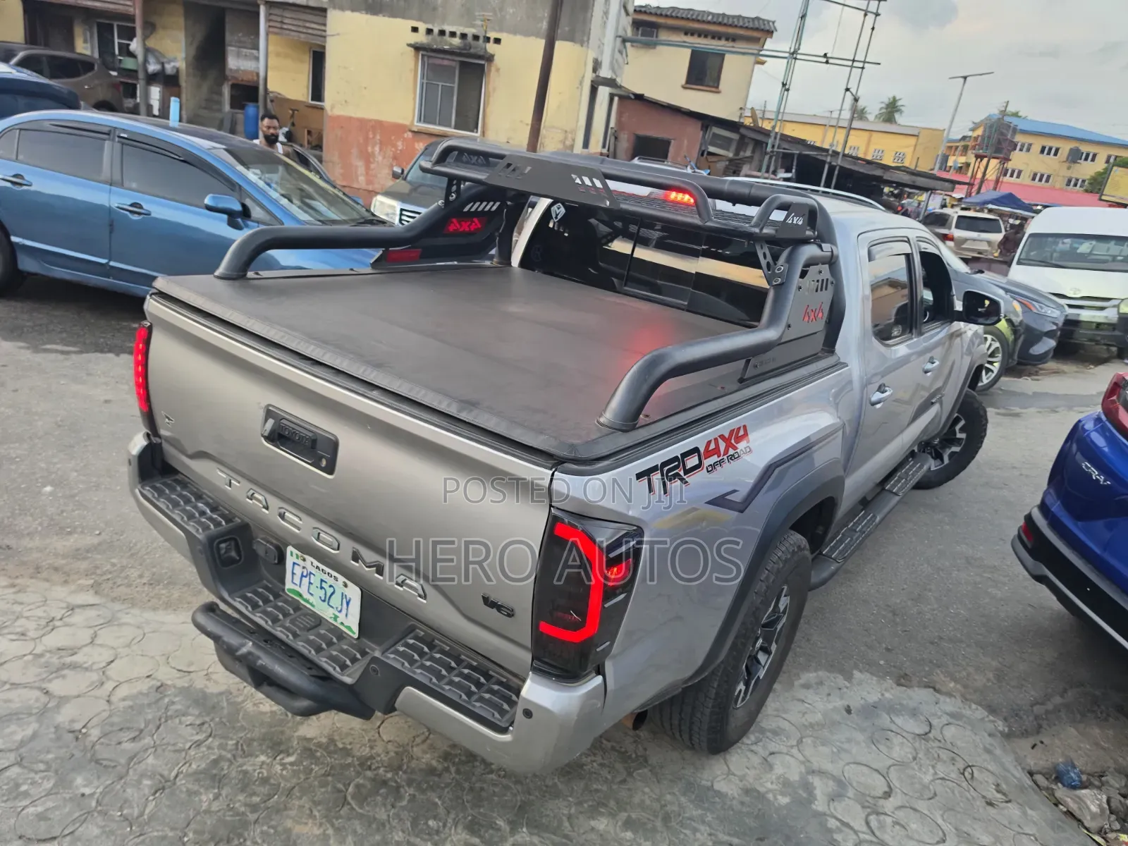 Toyota Tacoma SR5 4x2 Double Cab 127.4 in. WB 2020 Gray