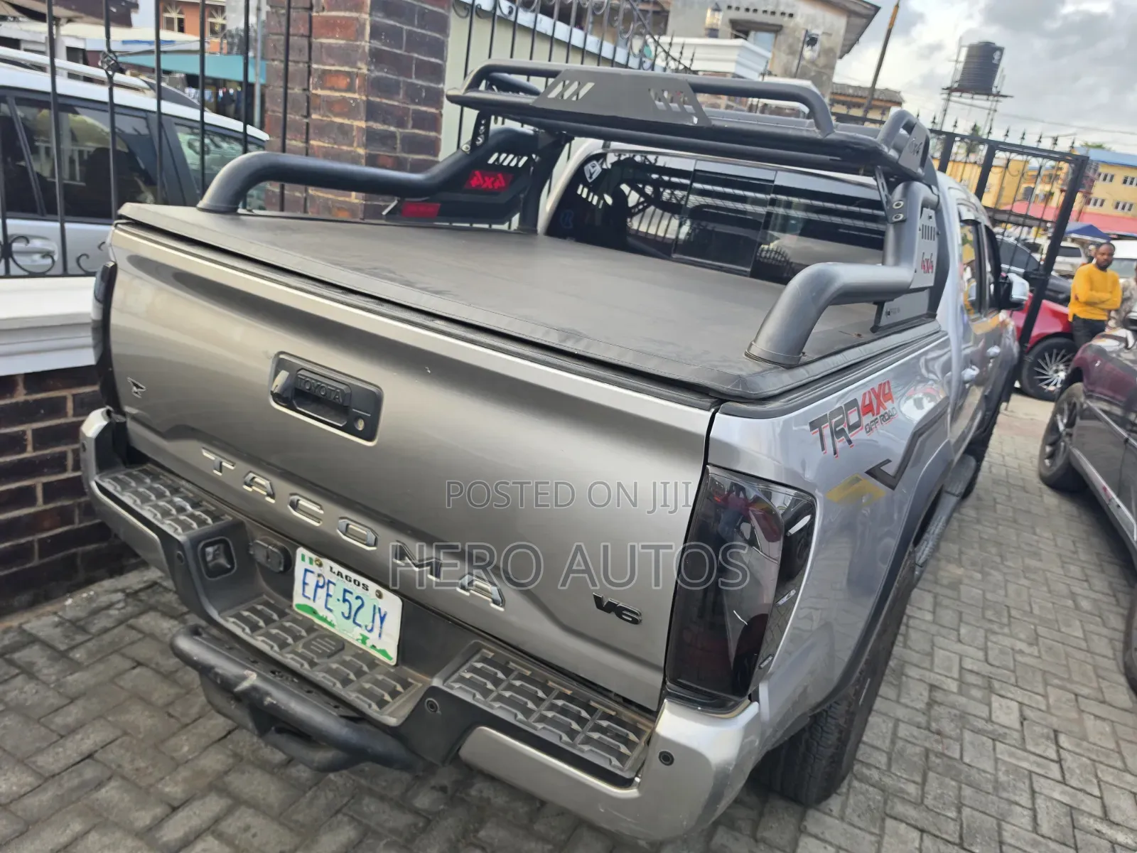 Toyota Tacoma SR5 4x2 Double Cab 127.4 in. WB 2020 Gray
