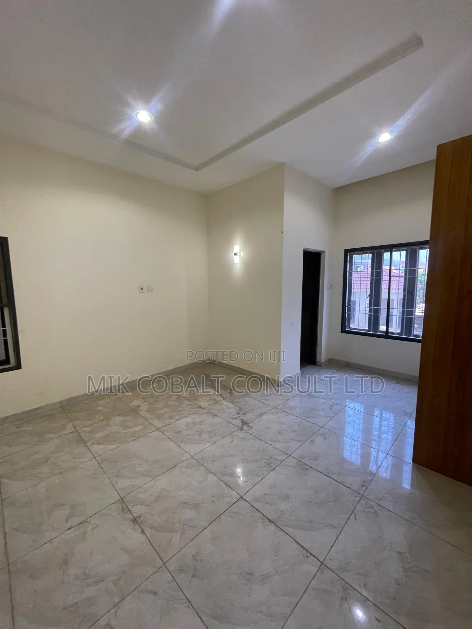 3bdrm Block of Flats in Katampe Main for rent