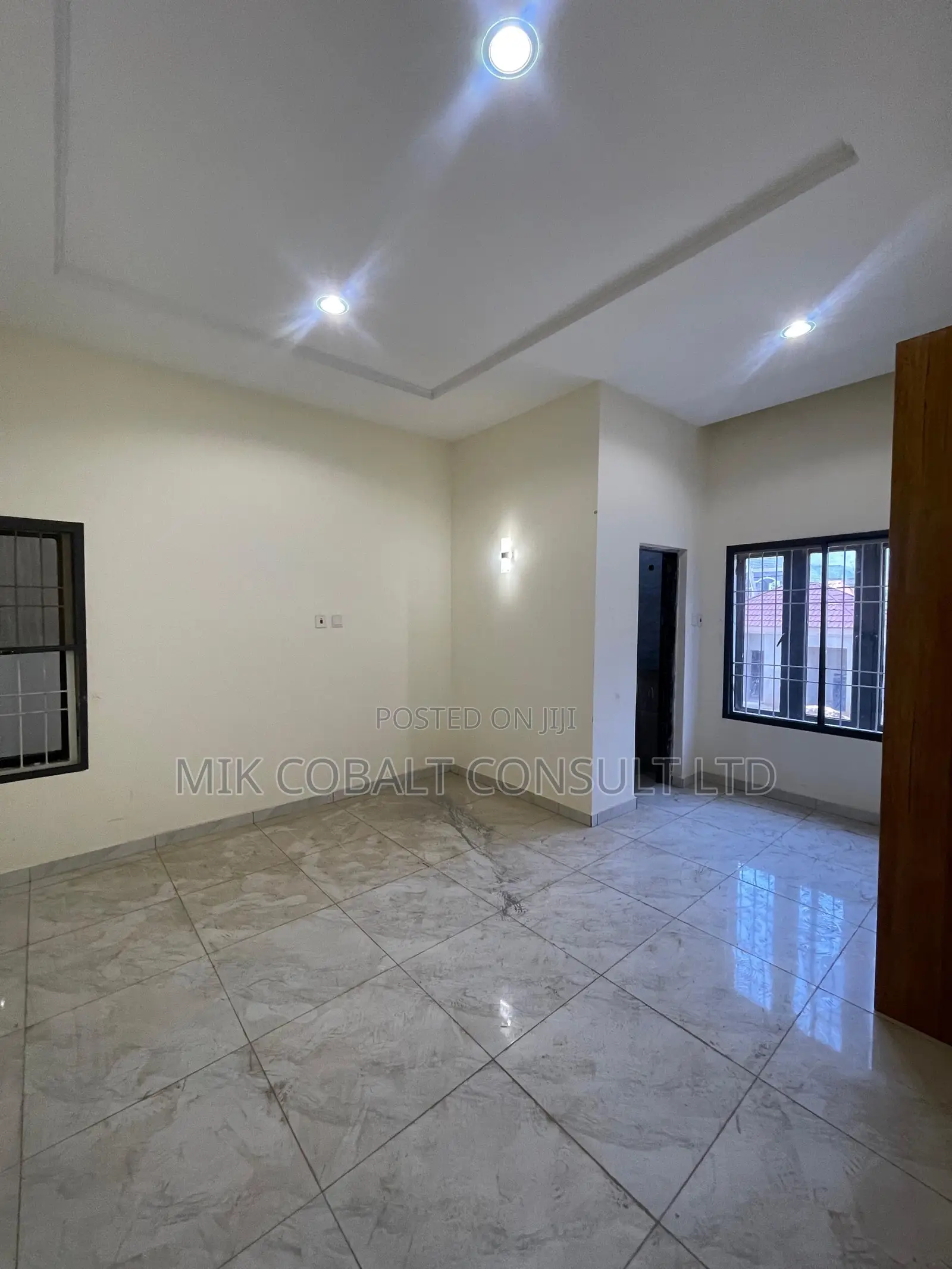 3bdrm Block of Flats in Katampe Main for rent