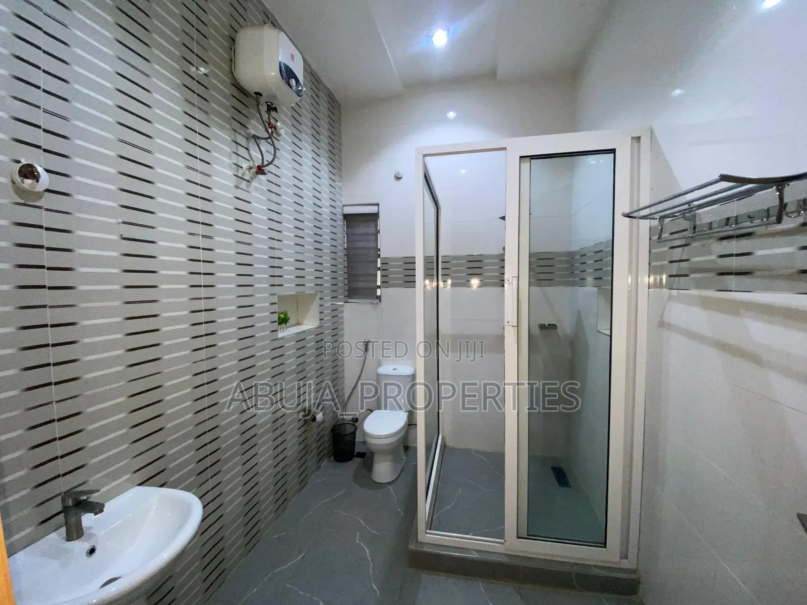 Furnished 4bdrm Duplex in In A Serene, Jabi for rent