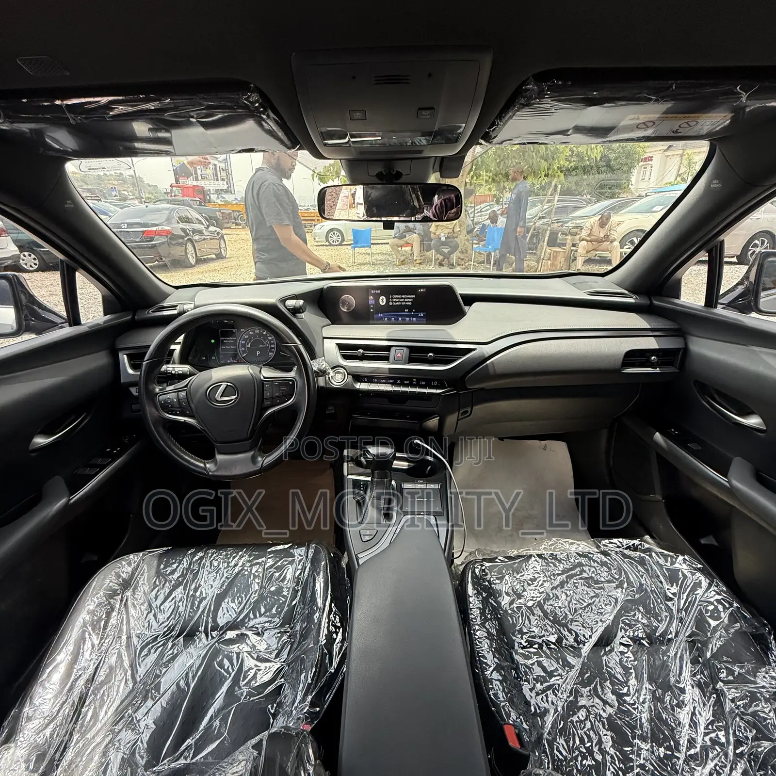 Lexus UX 200 2021 Gray