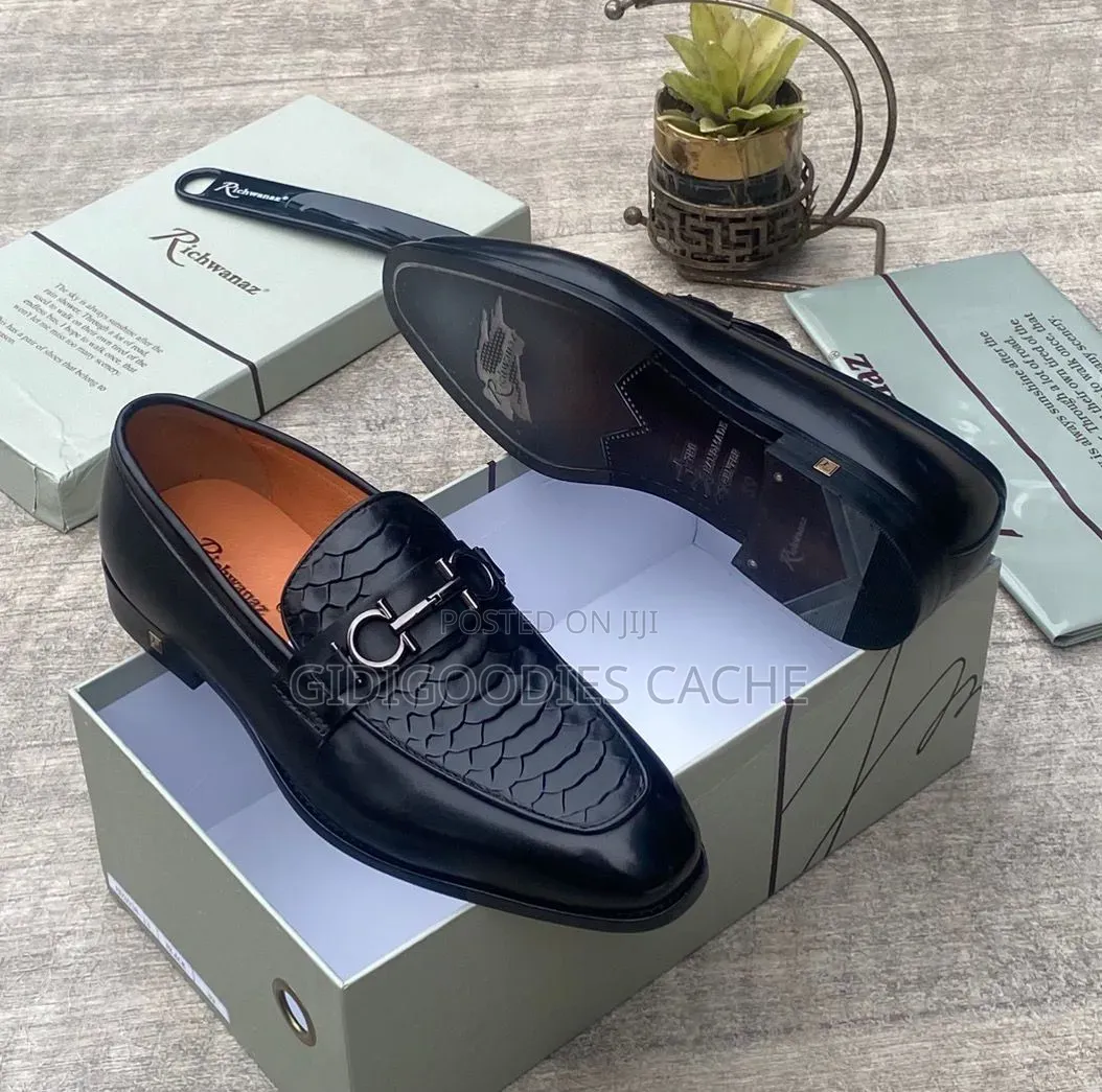 Richwanaz Classic Pebbled Leather Loafers Brown/Black in Size 40-46