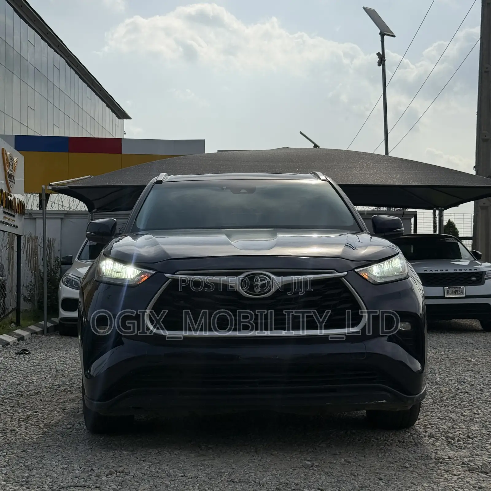 Toyota Highlander XLE AWD 2020 Blue