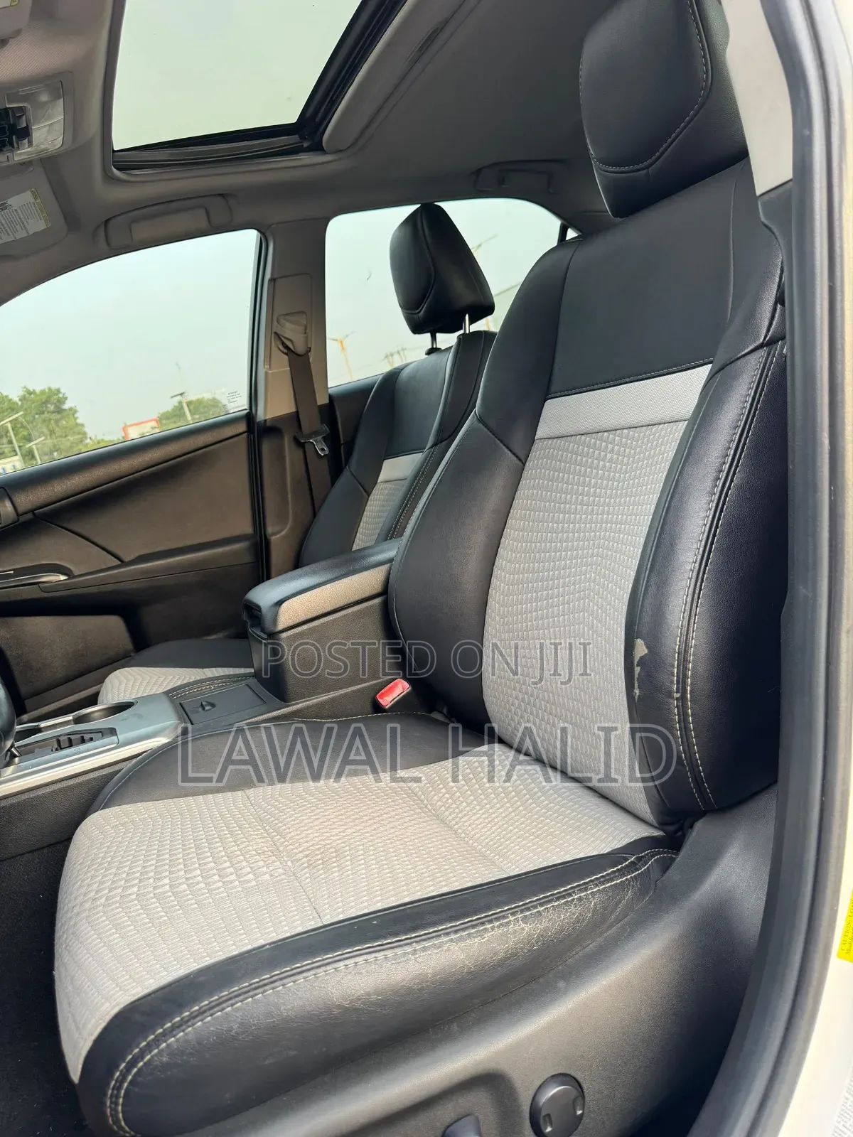 Toyota Camry SE 4dr Sedan (2.5L 4cyl 6A) 2014 White