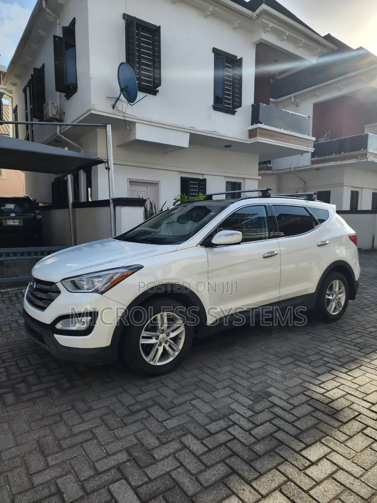 Hyundai Santa Fe 2016 White