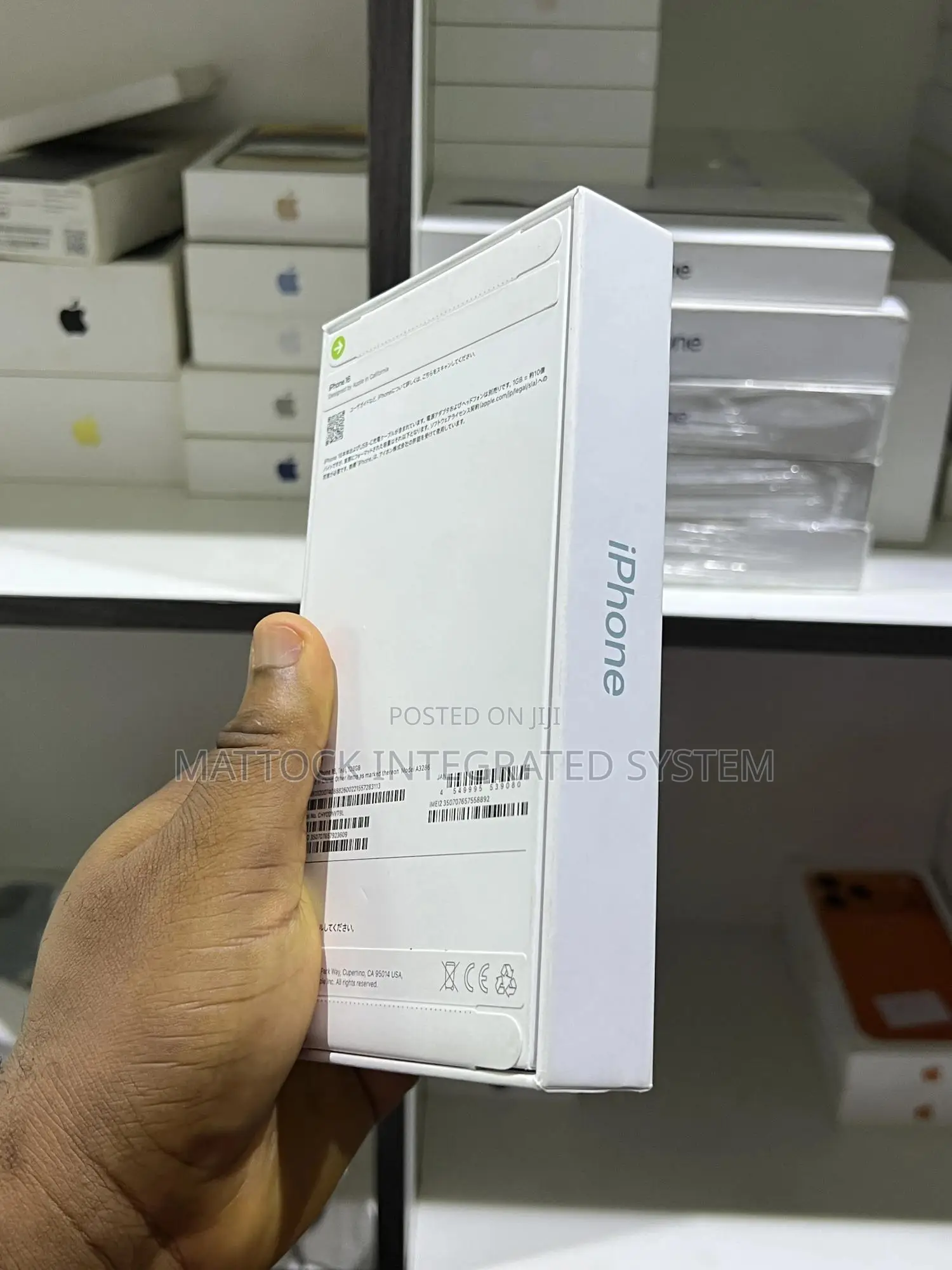 New Apple iPhone 16 128 GB Blue