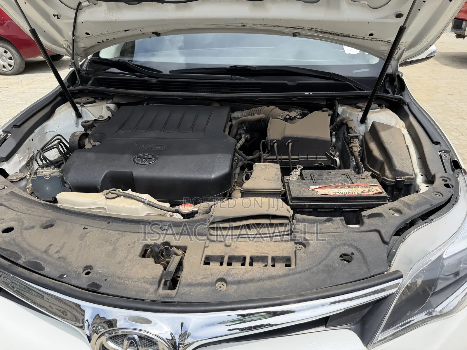 Toyota Avalon XLE Premium FWD Sedan (3.6L 6cyl 6A) 2016 White